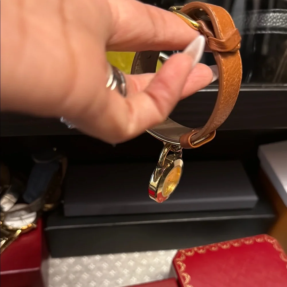 Michael Kors Gold and Brown Watch Accessory - Picture 4 of 5
